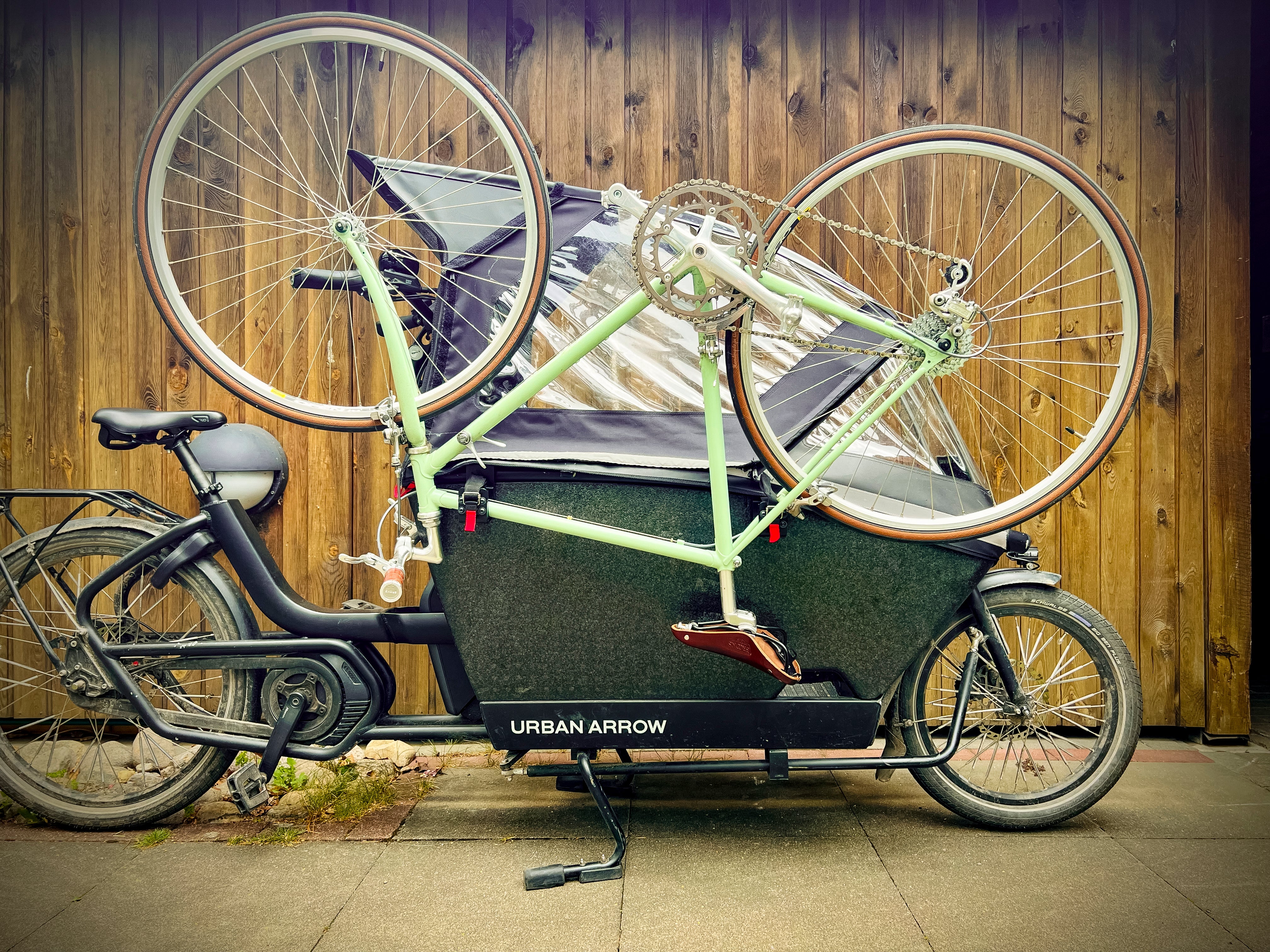 Urban arrow cheap cargo bike price